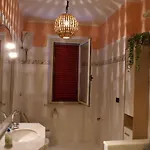 Bed and breakfast People *