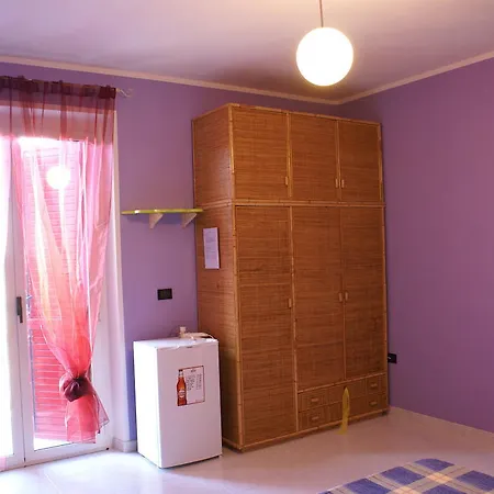 People Bed & Breakfast